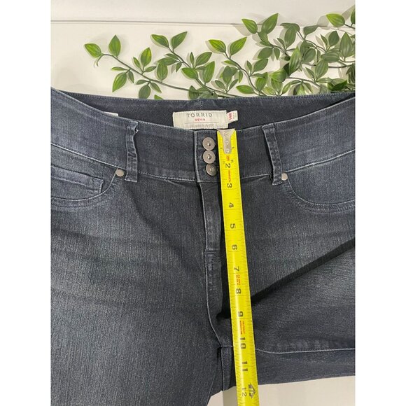 Torrid Denim Dark Wash Jeggings 14R Stretch Cotton Blend Skinny Fit Womens Pants - Picture 11 of 13